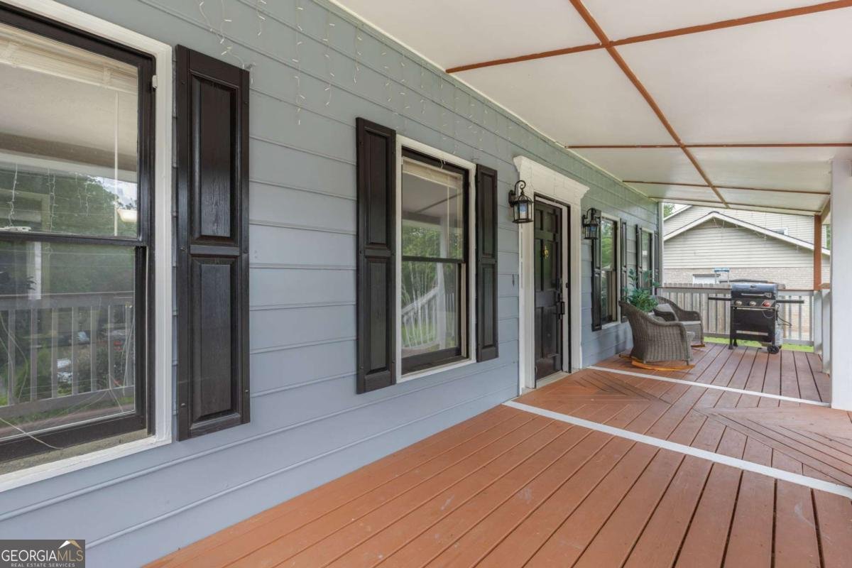 1433 Janice Court Lilburn - 9