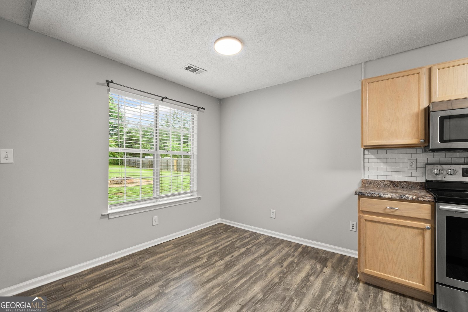 615 Coan Drive Locust Grove - 13