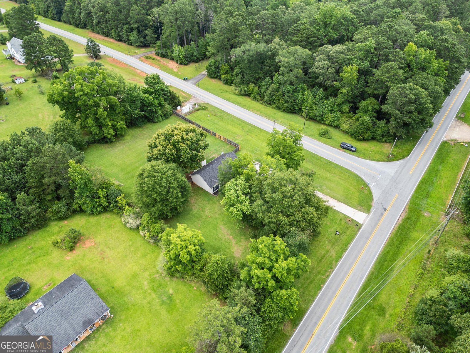 615 Coan Drive Locust Grove - 34