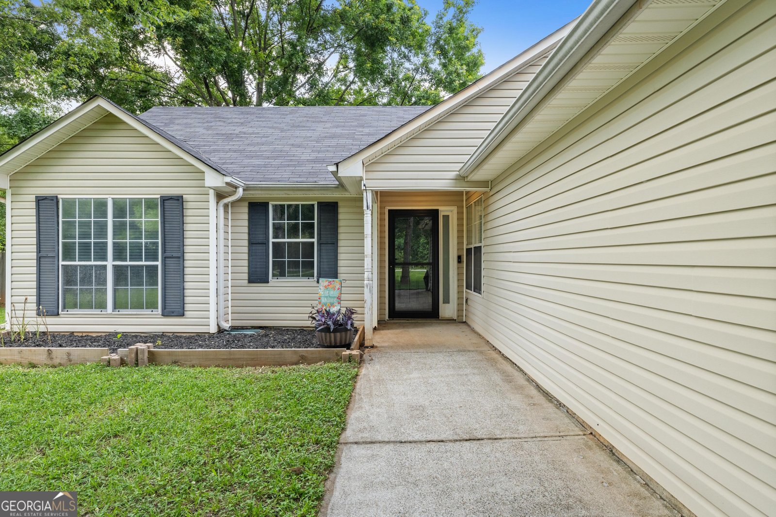 615 Coan Drive Locust Grove - 4