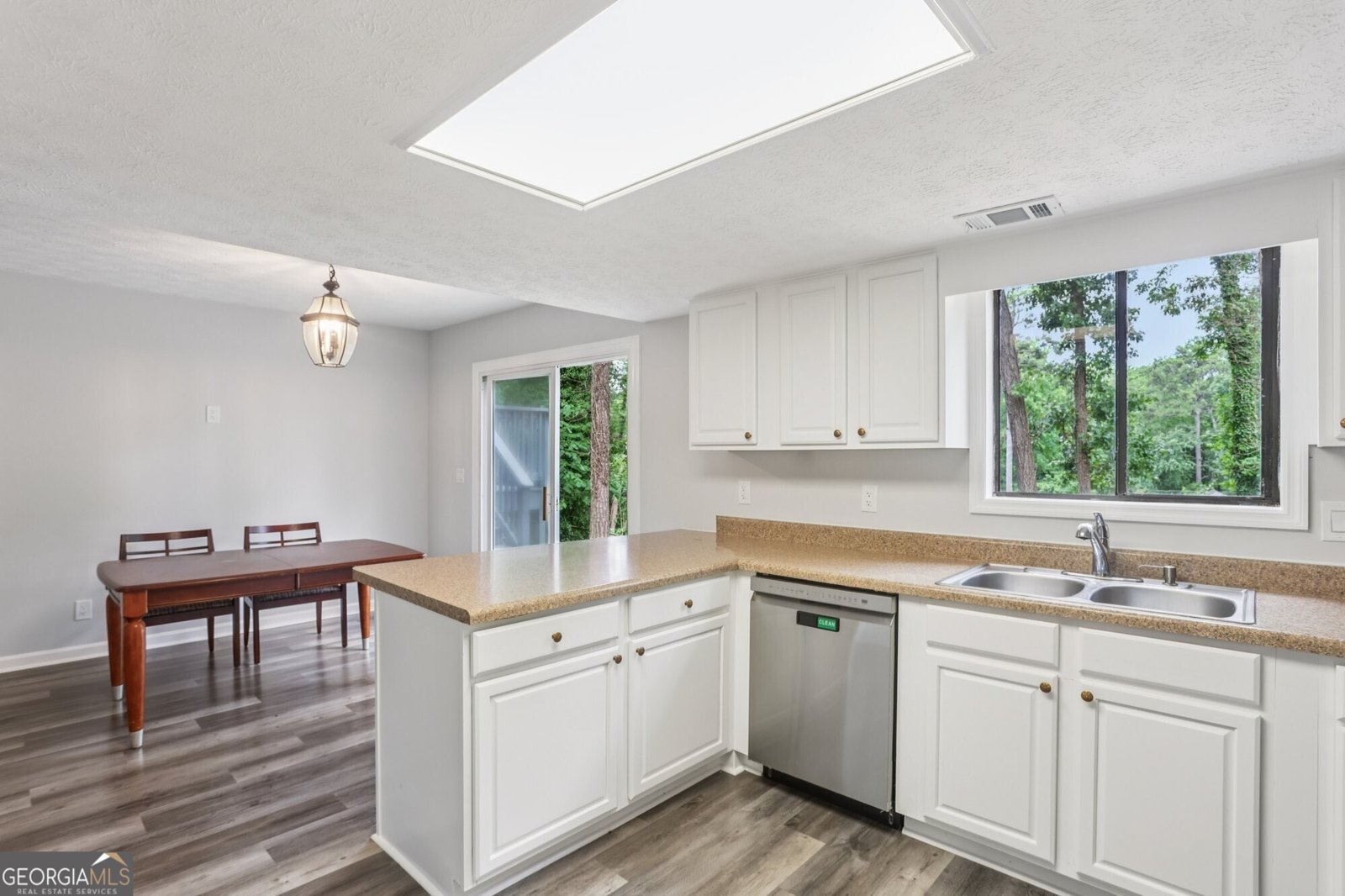 6249 Townsend Way Riverdale - 12