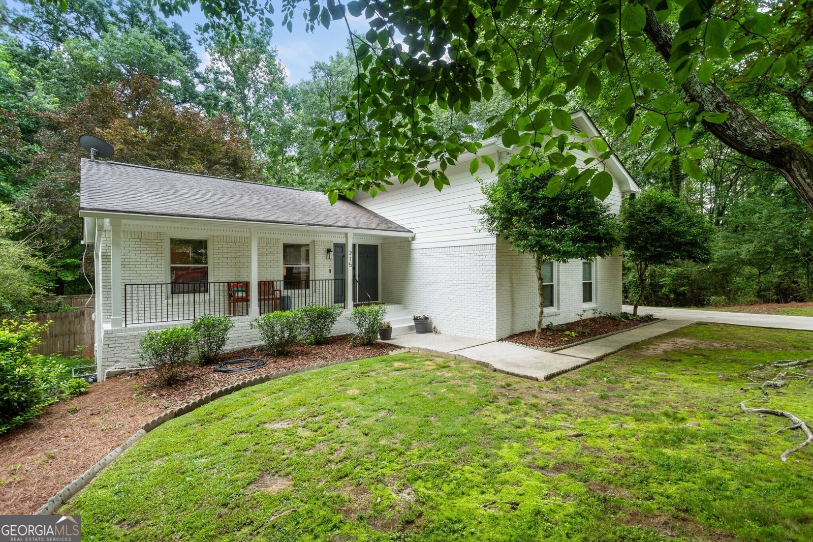215 Ansley Court Roswell - 1