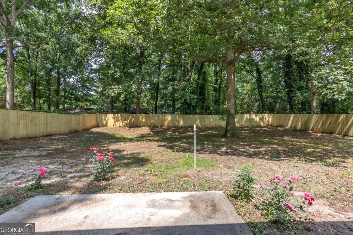 373 Hemlock Drive Lawrenceville - 23