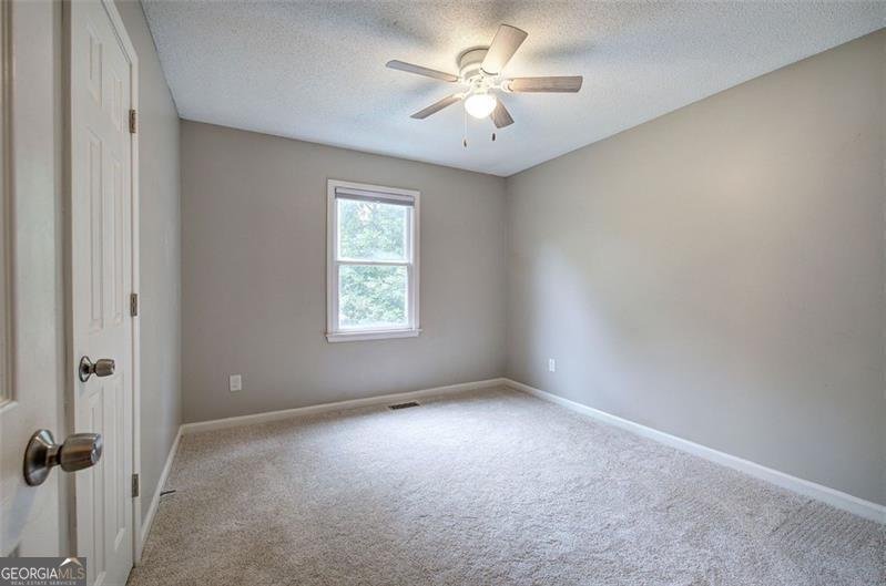 80 BROADLANDS Drive White - 34