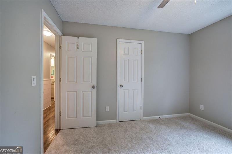 80 BROADLANDS Drive White - 35