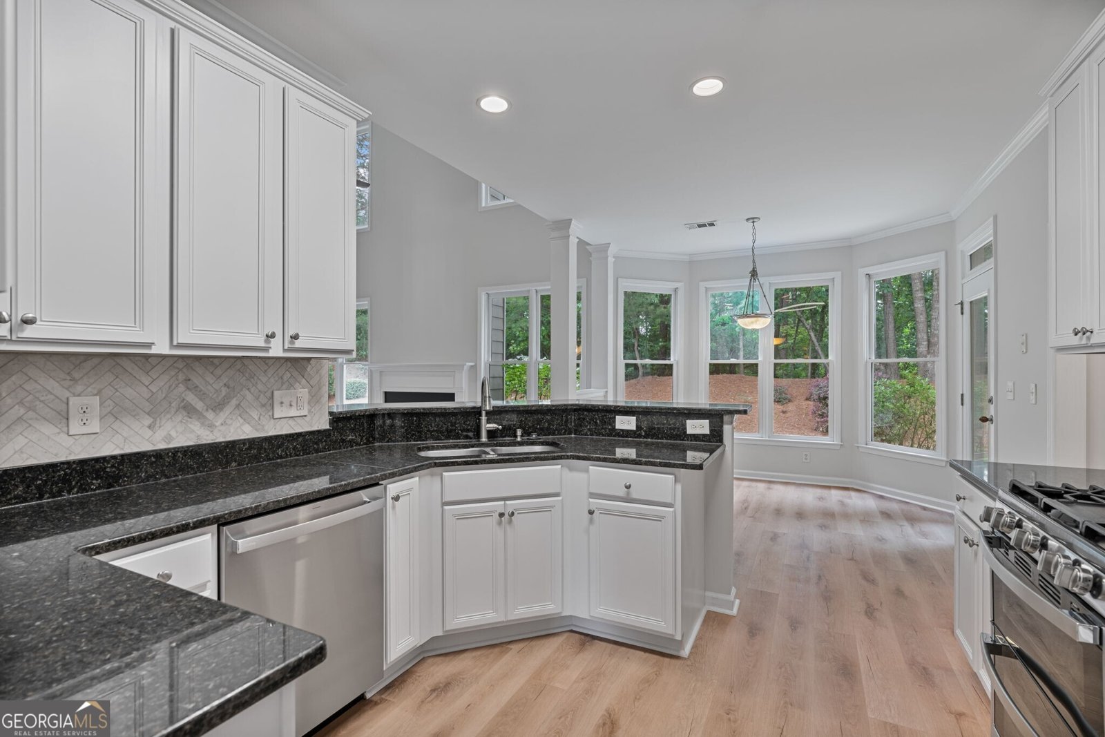 2934 Mill Grove Terrace Dacula - 23