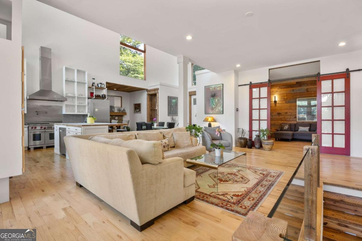 132 Lakeshore Drive Roswell - 16