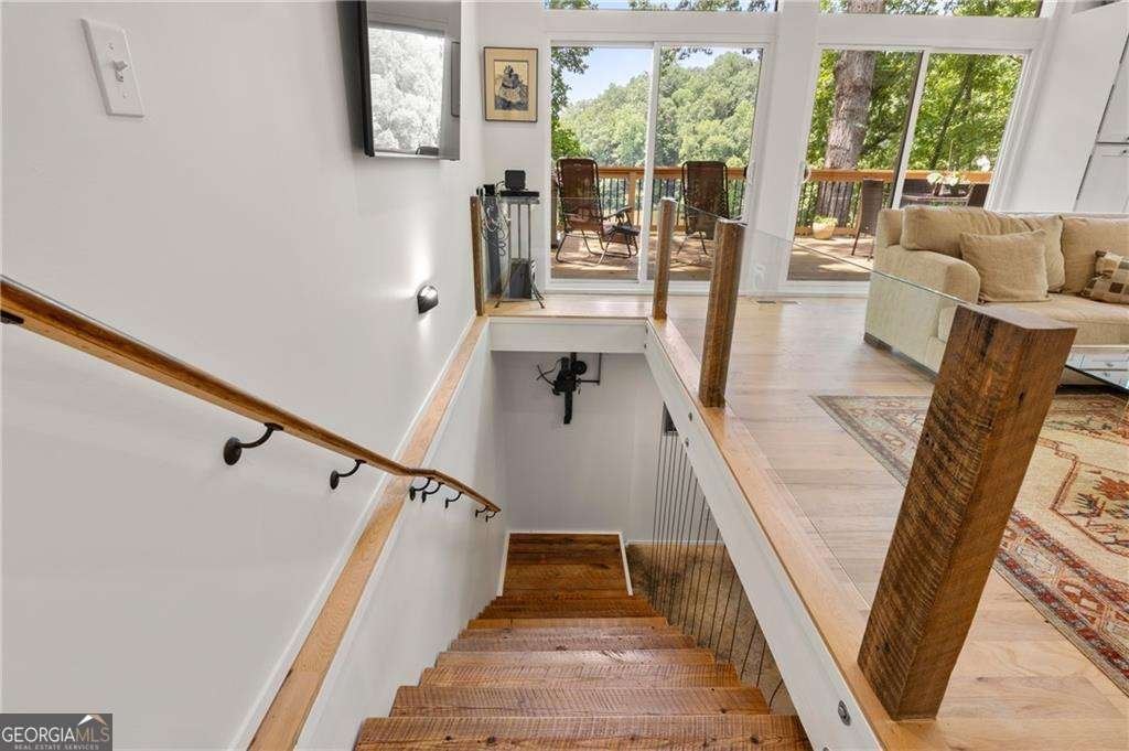 132 Lakeshore Drive Roswell - 30