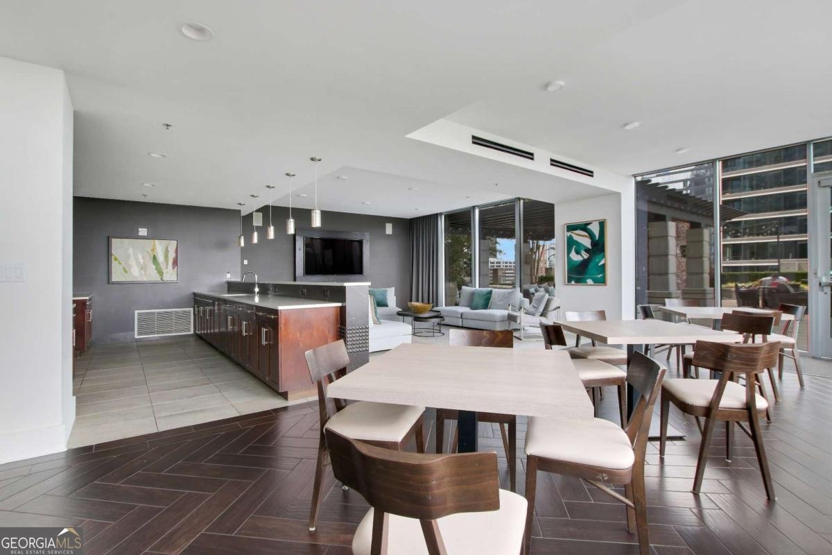 855 Peachtree Street Atlanta - 16