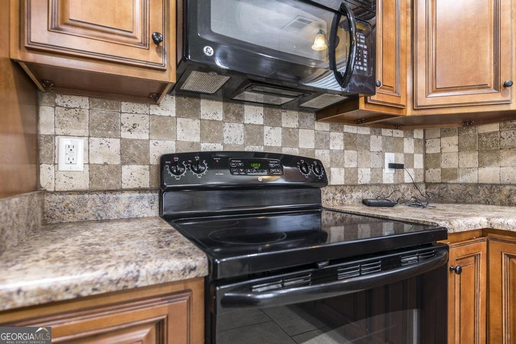 417 Madison Place Parkway Byron - 21