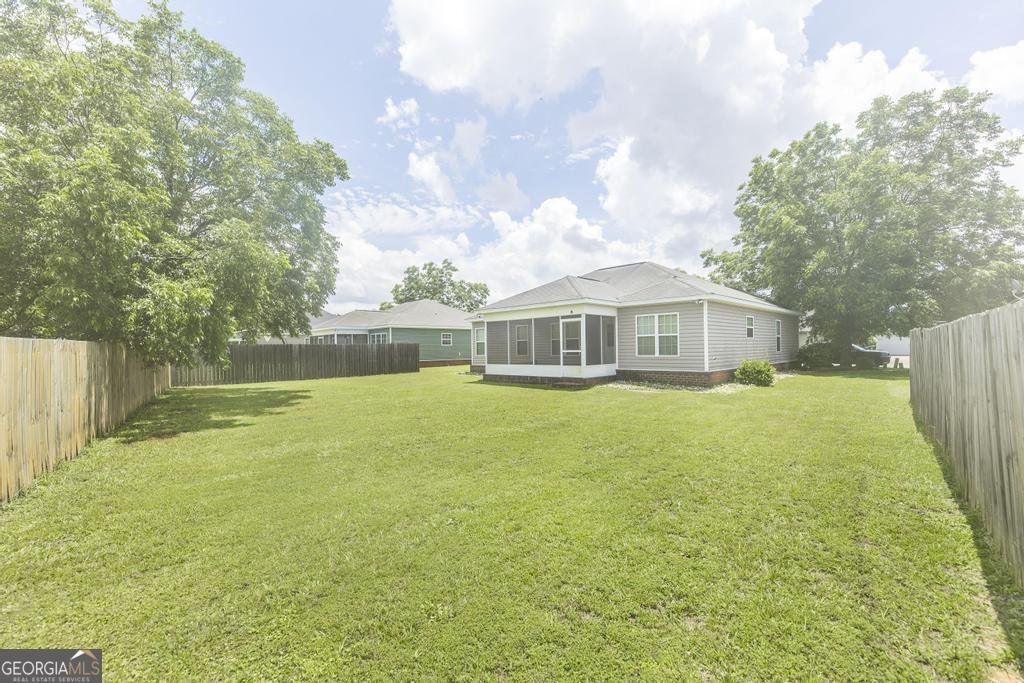 417 Madison Place Parkway Byron - 31
