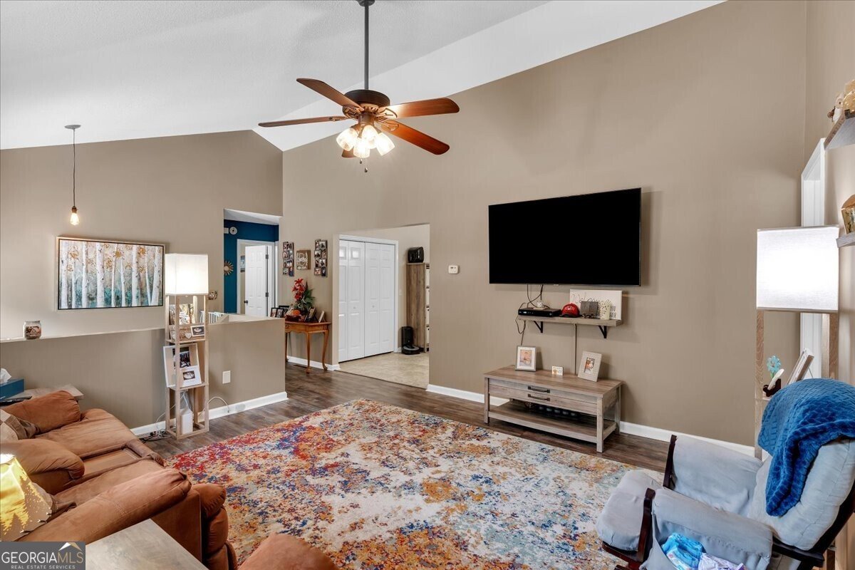 323 Bells Ferry Road White - 10