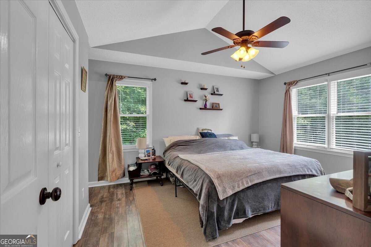 323 Bells Ferry Road White - 17