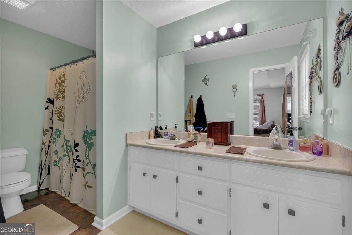 323 Bells Ferry Road White - 19