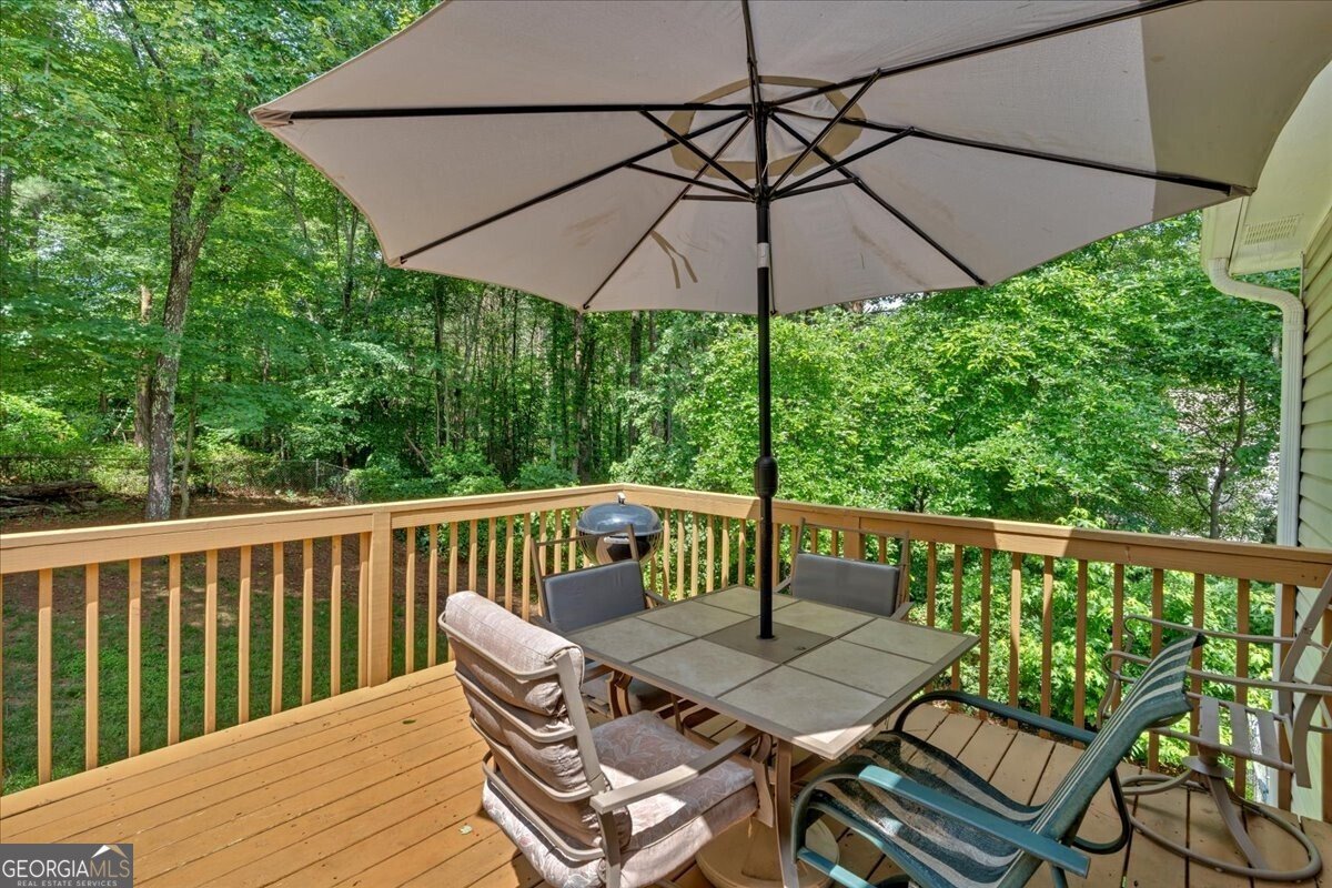 323 Bells Ferry Road White - 23