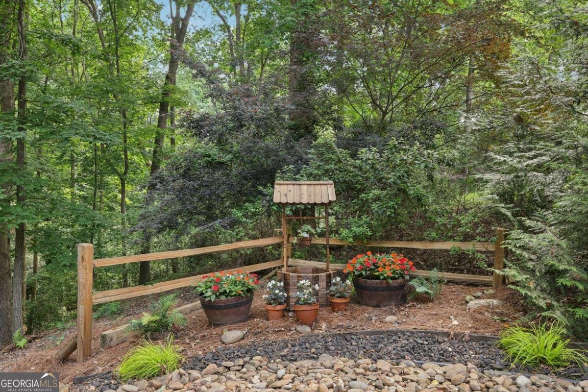 8485 Anchor on Lanier Court Gainesville - 38