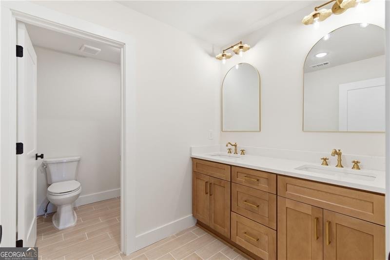 3040 Cypress Cove Ball Ground - 20