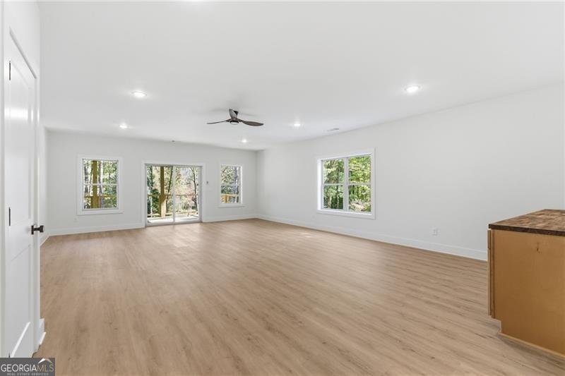 3040 Cypress Cove Ball Ground - 23