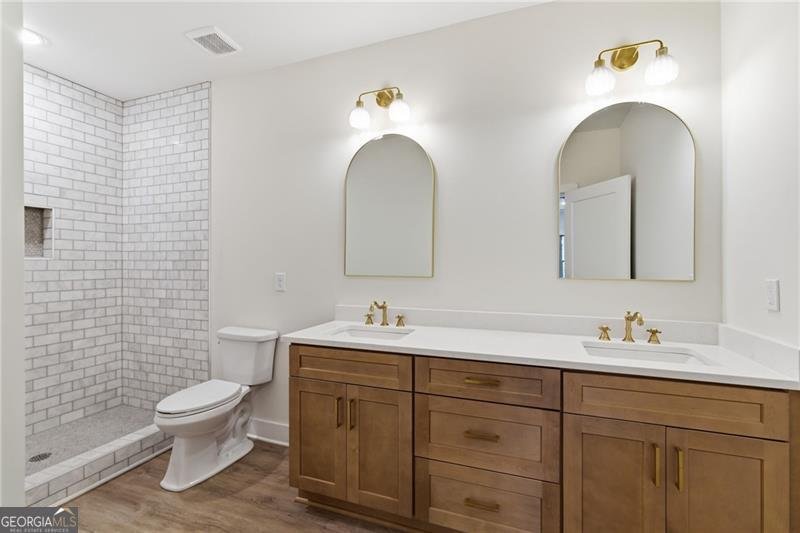 3040 Cypress Cove Ball Ground - 24