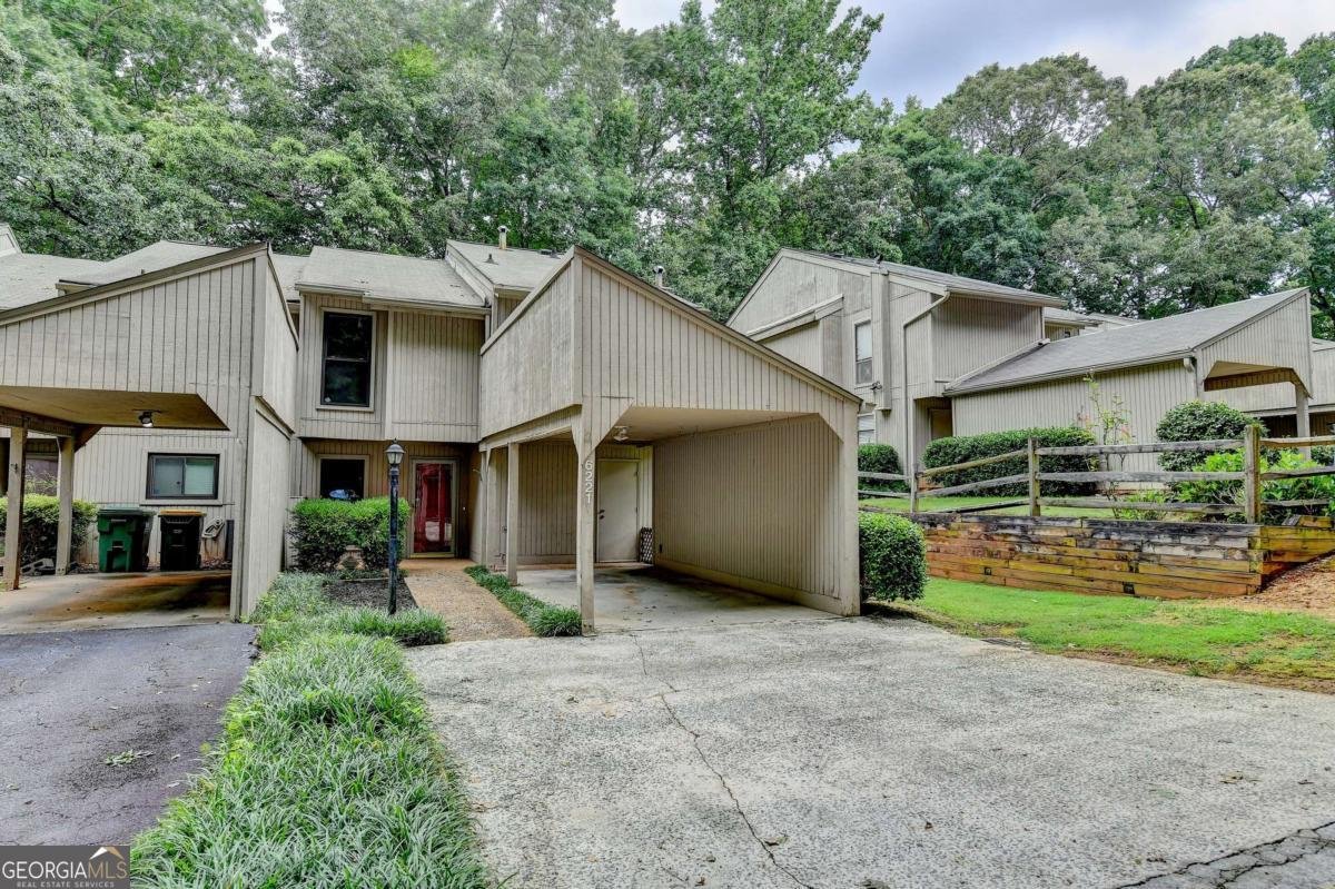 6221 Willow Run Road Peachtree Corners - 3