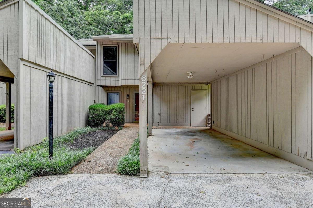 6221 Willow Run Road Peachtree Corners - 6