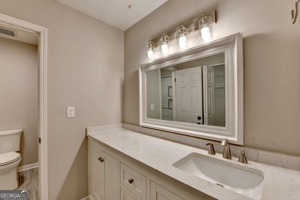 6221 Willow Run Road Peachtree Corners - 62