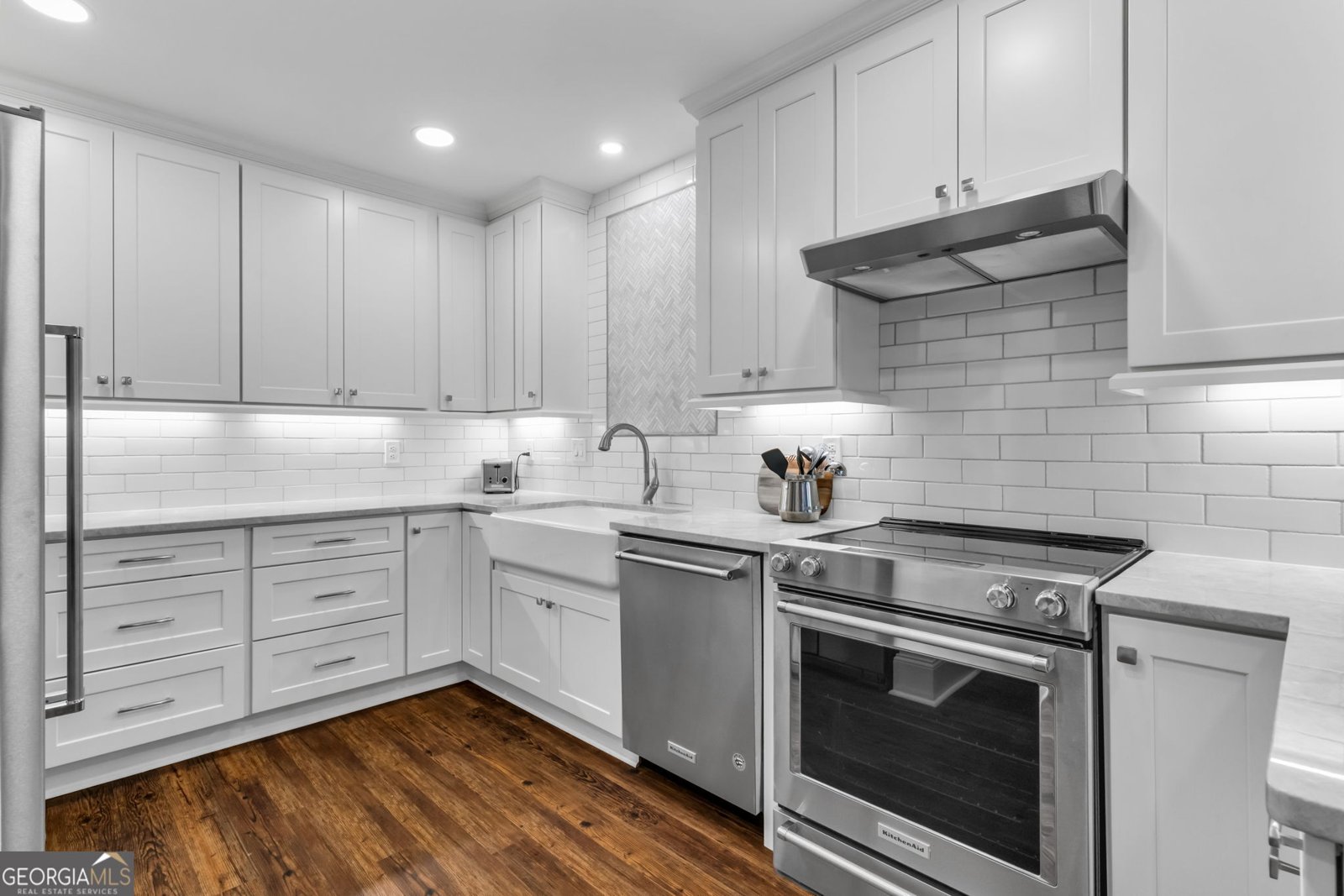 211 Colonial Homes Drive Atlanta - 15