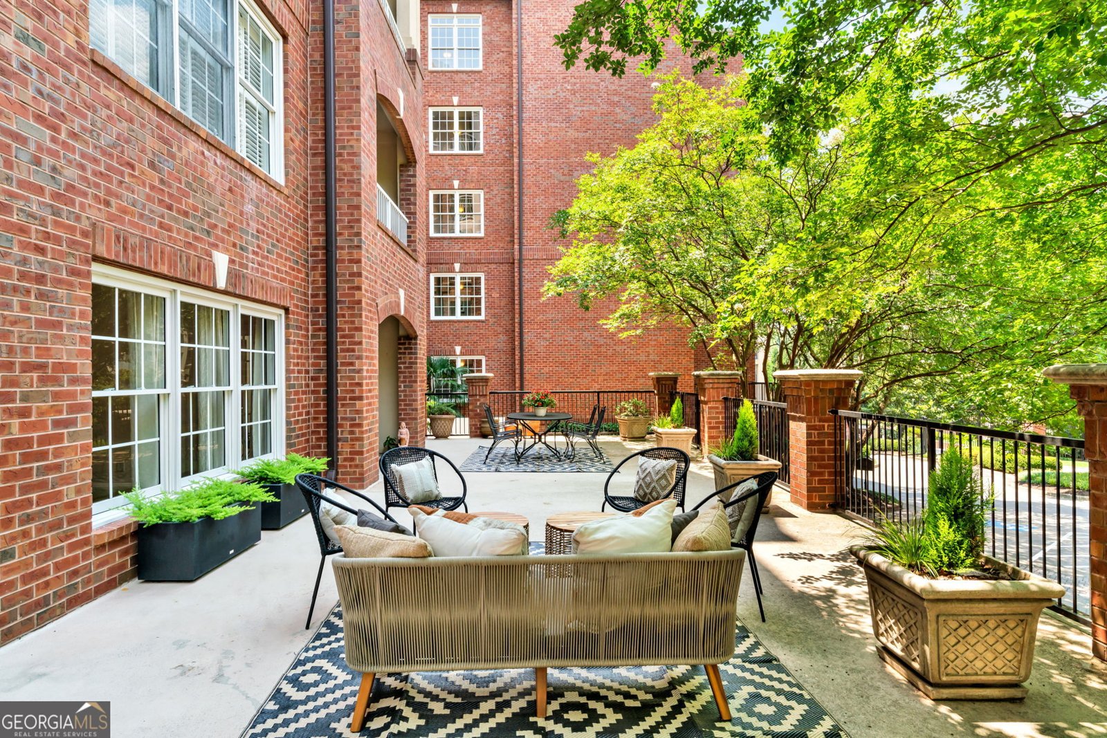 211 Colonial Homes Drive Atlanta - 3