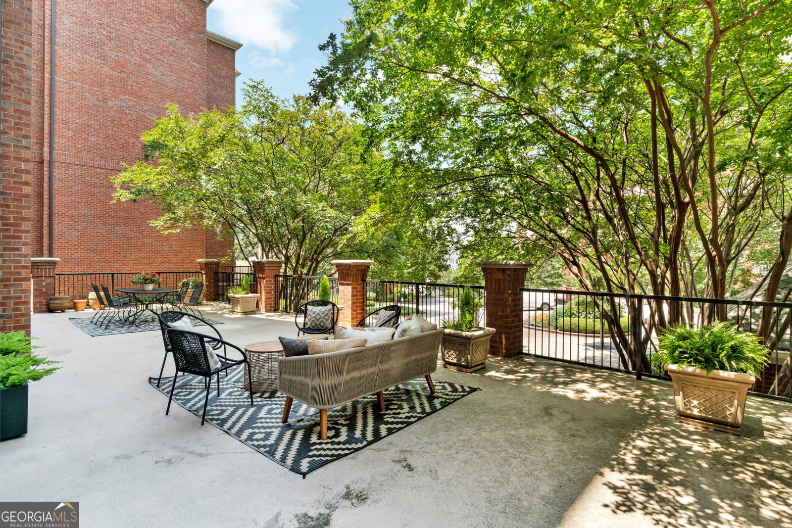 211 Colonial Homes Drive Atlanta - 32