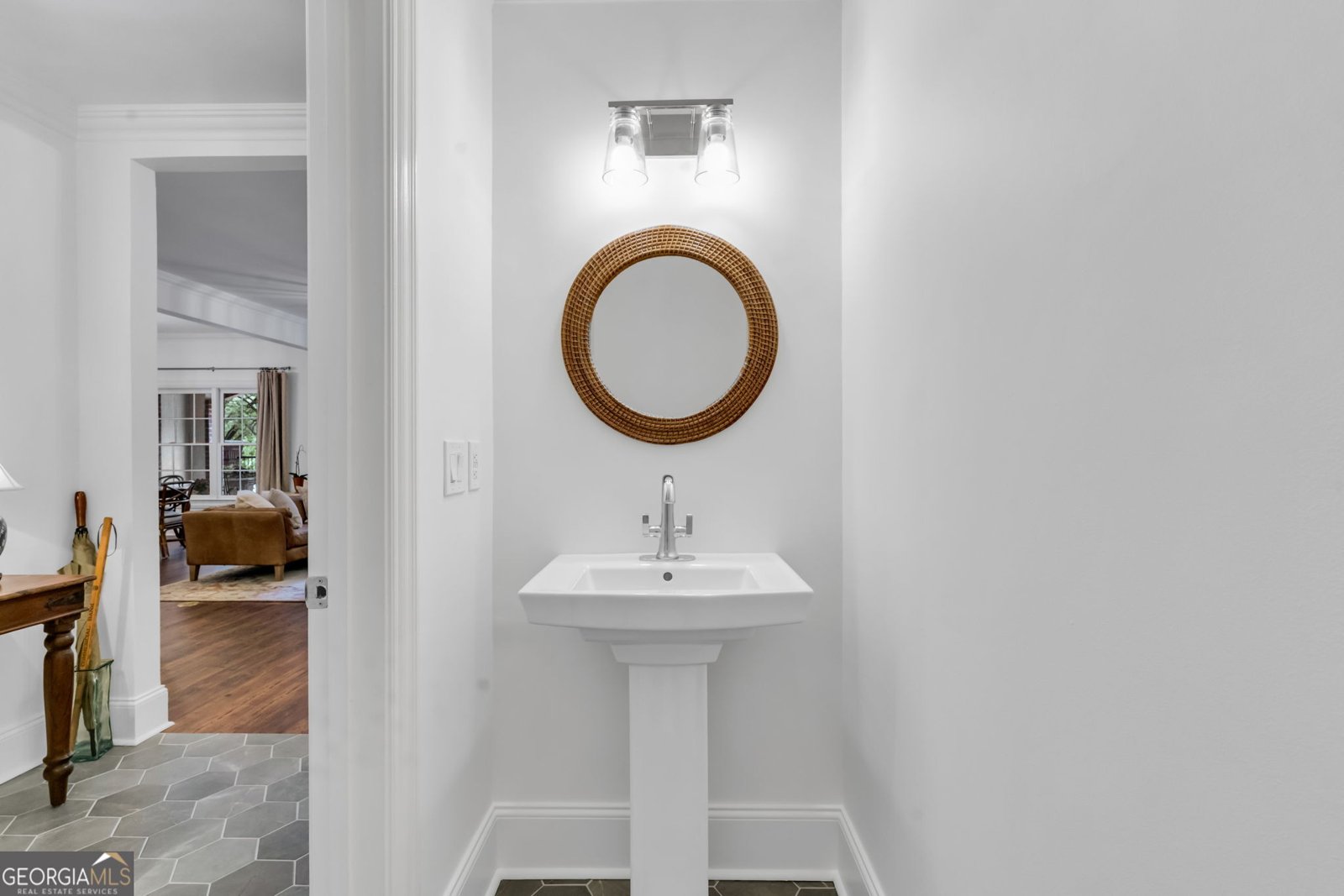 211 Colonial Homes Drive Atlanta - 6