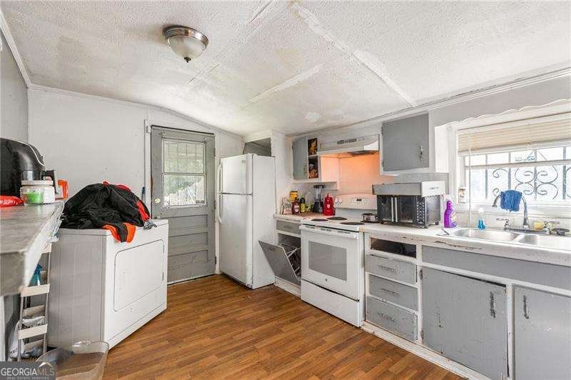 1151 Sheppard Place Stone Mountain - 3