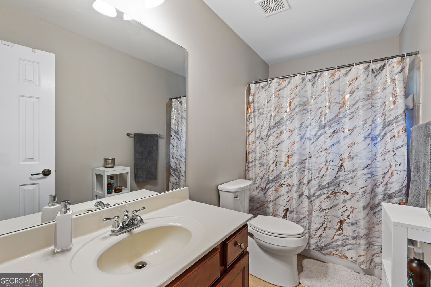 7537 Brookstone Circle Flowery Branch - 36