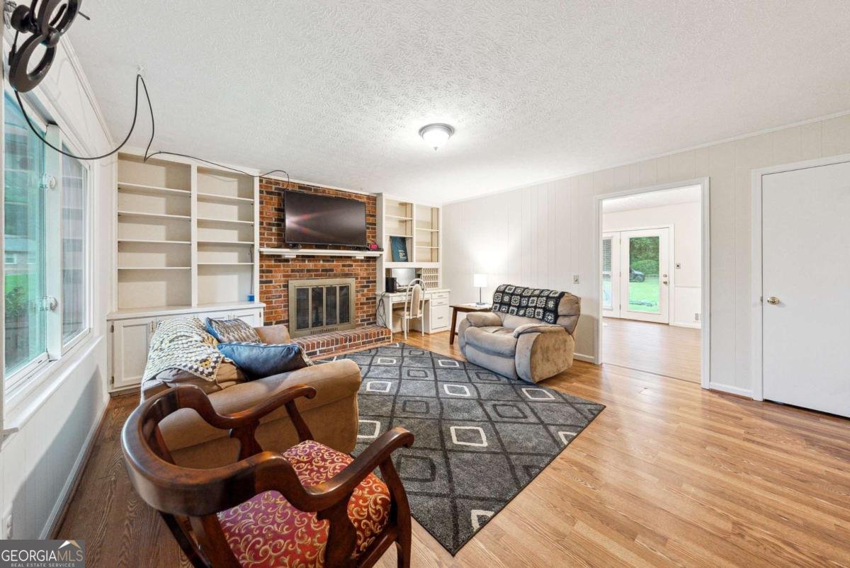 155 Windy Hill Court Alpharetta - 2