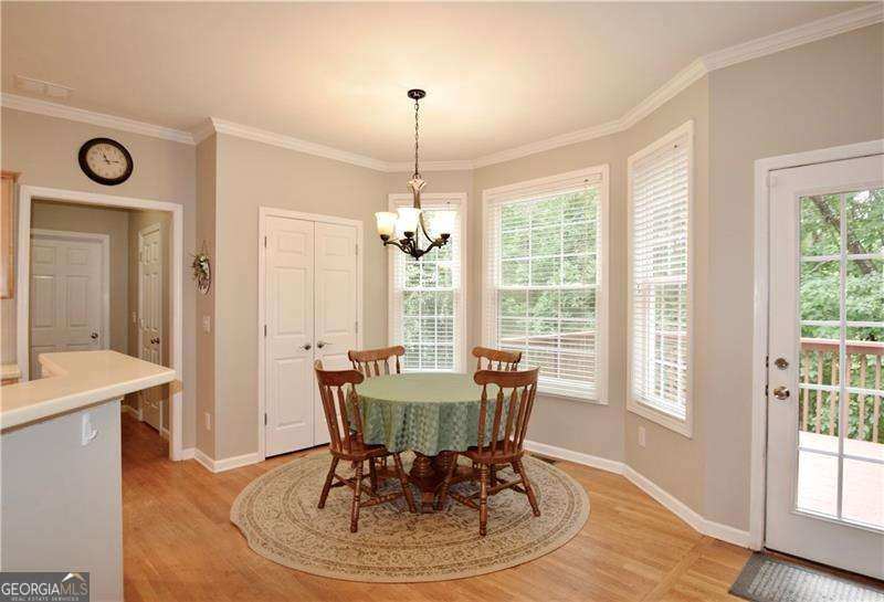 2540 RIDGEHURST Drive Buford - 11