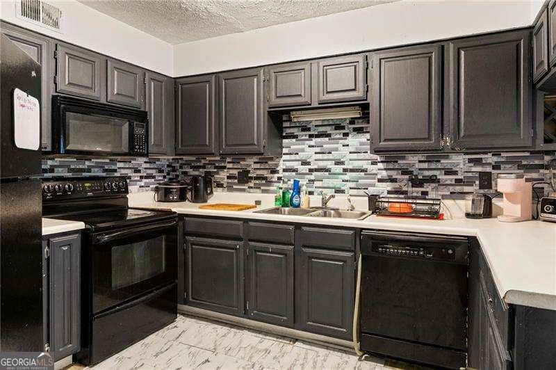 1523 Dillard Road Stone Mountain - 3
