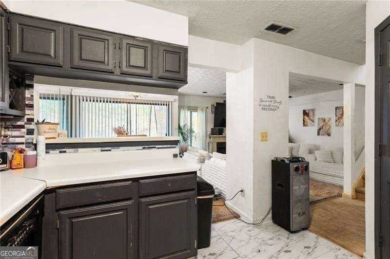 1523 Dillard Road Stone Mountain - 4