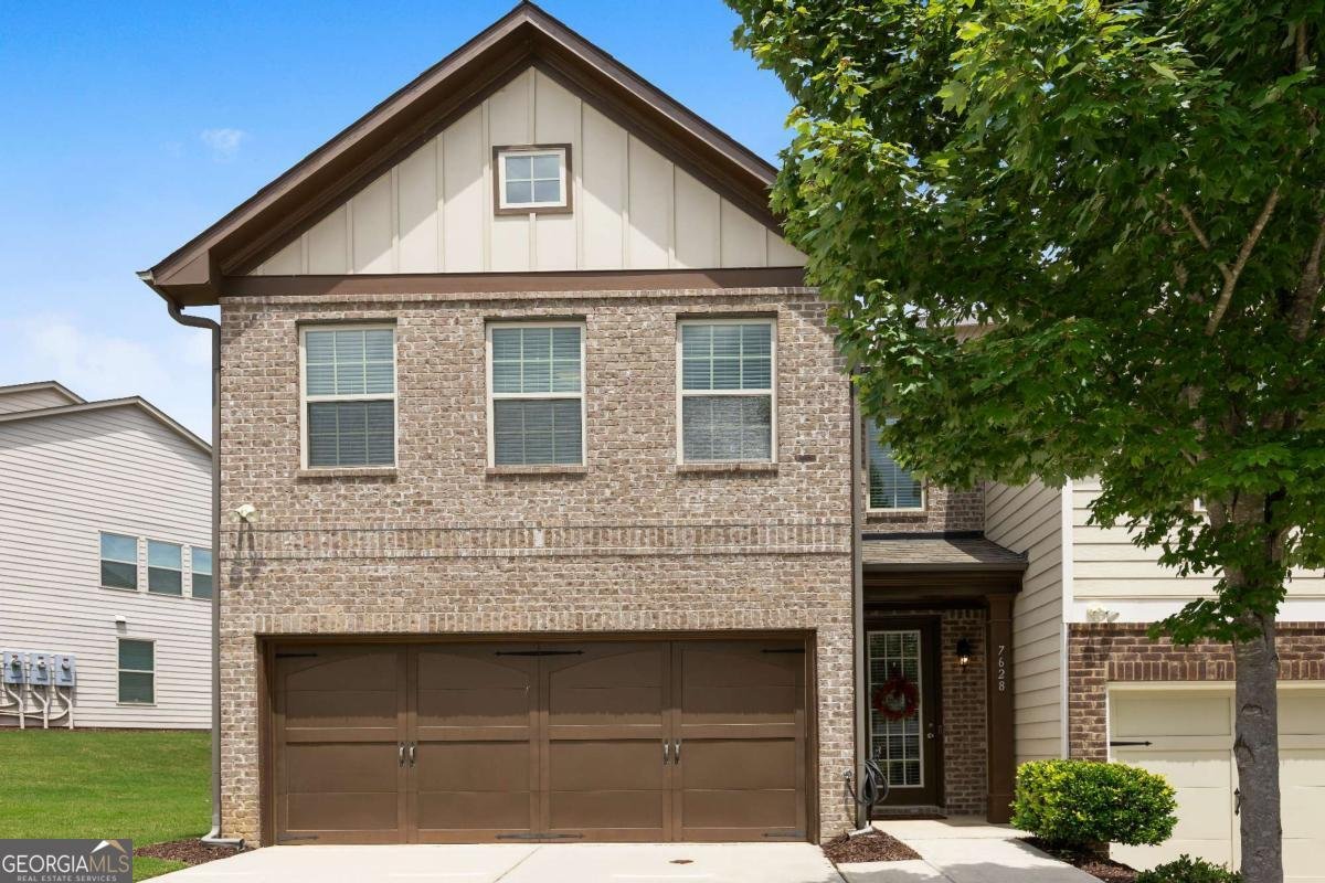 7628 Summer Berry Lane Lithonia - 1