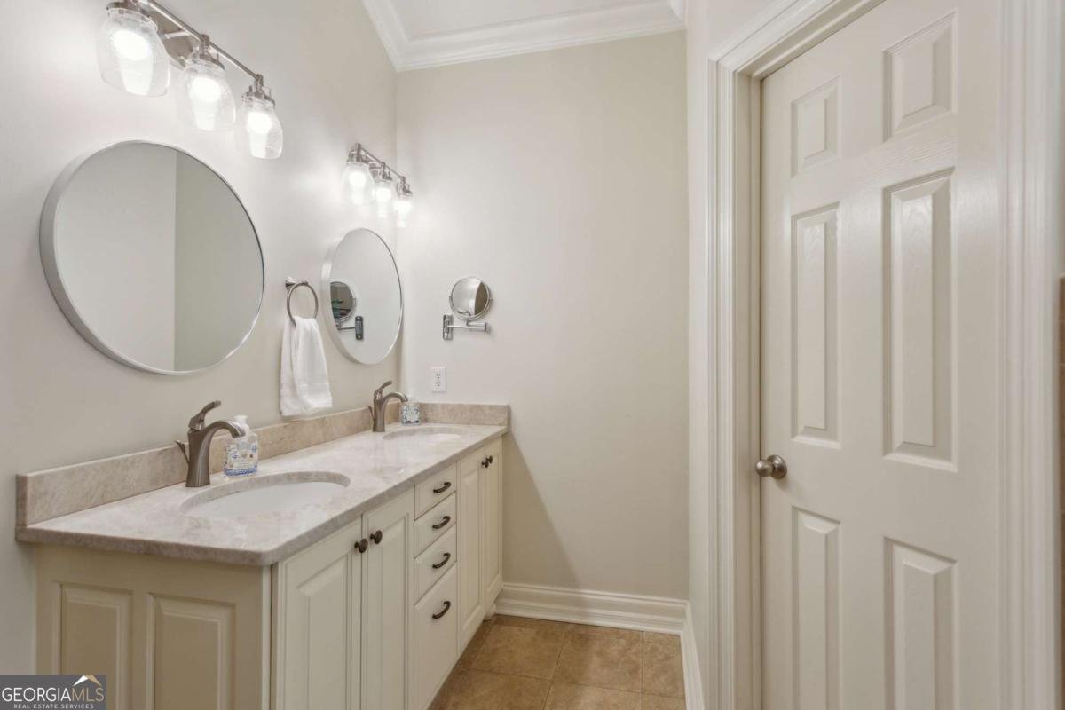 4204 Woodfare Lane Kennesaw - 28