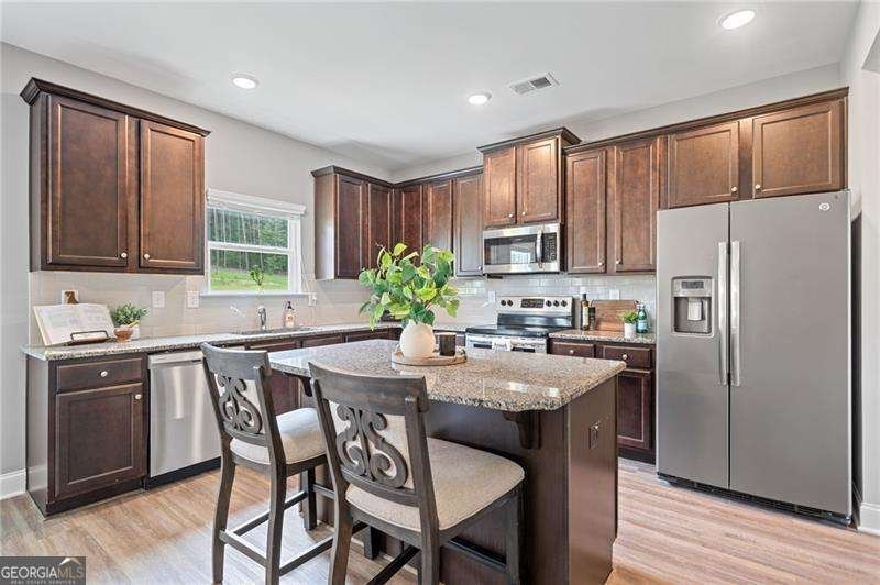31 Village Trace Rydal - 10