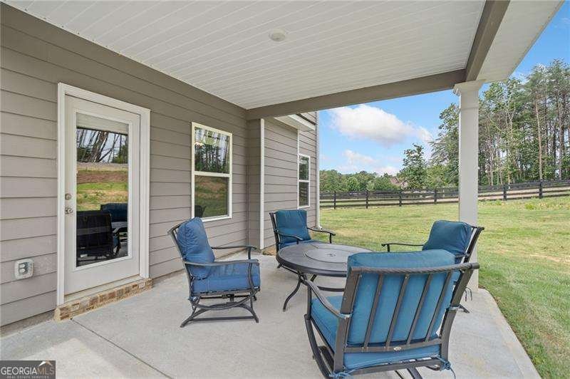 31 Village Trace Rydal - 38