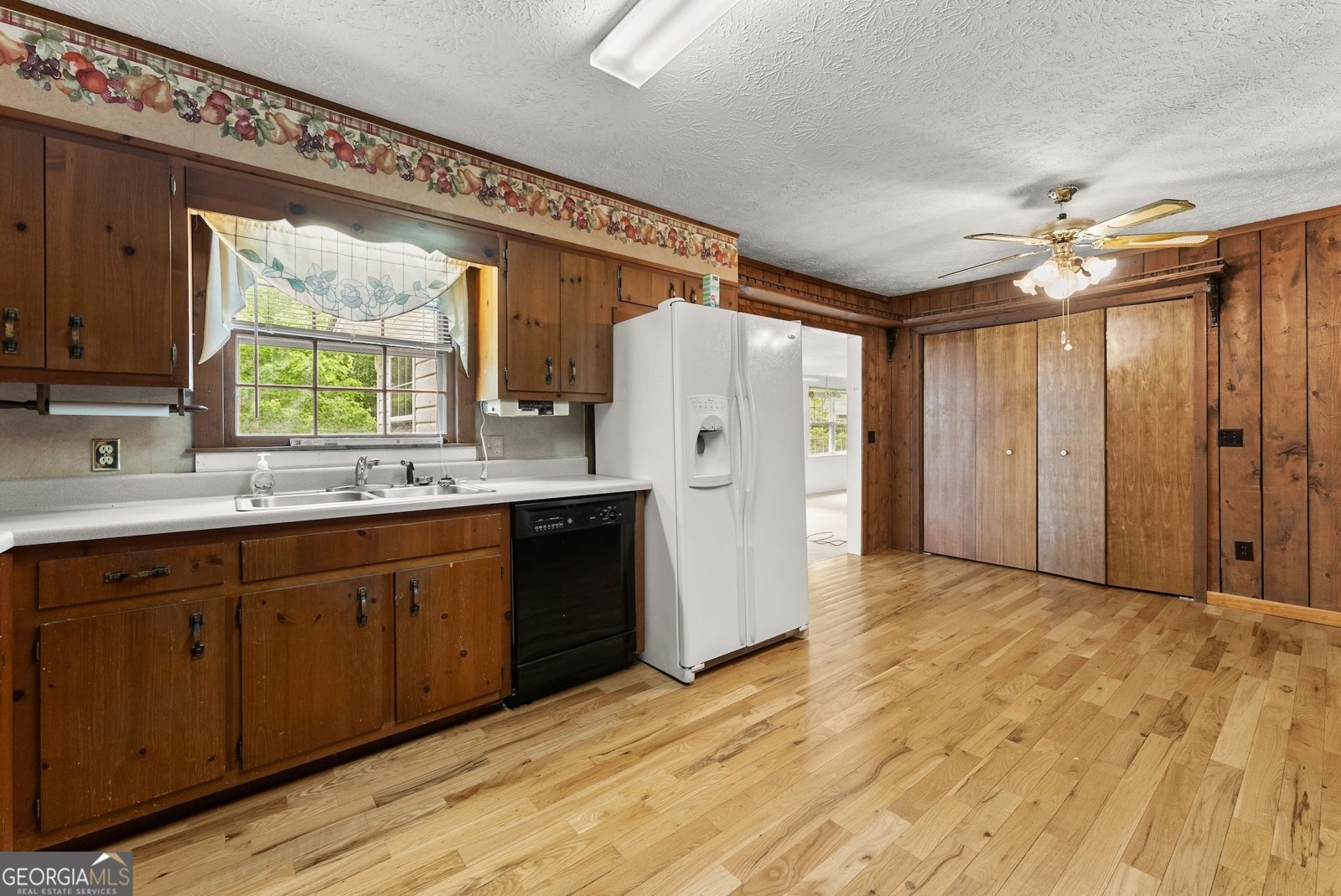 151 Hilltop Street Cleveland - 13