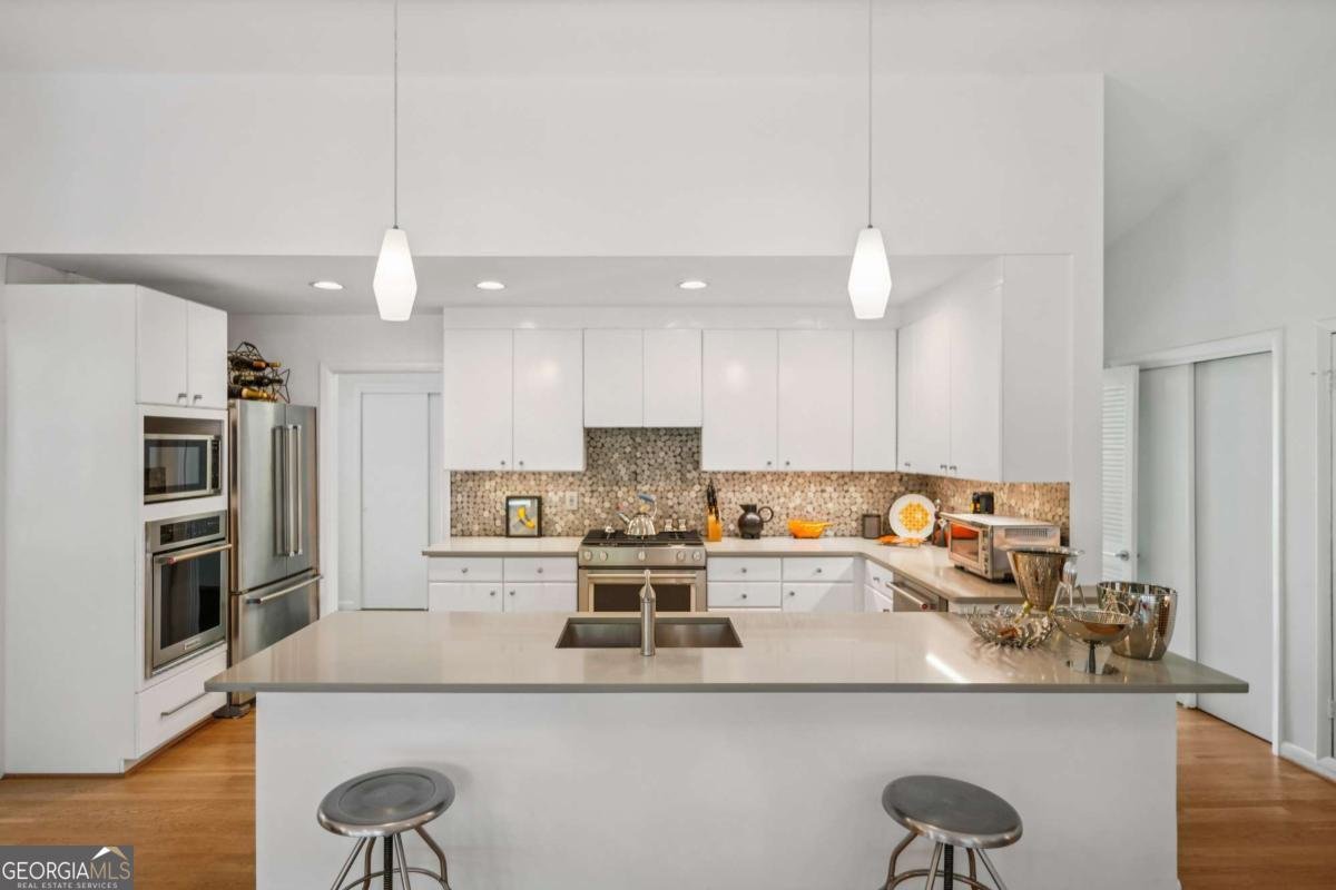 2072 Castleway Drive Atlanta - 18