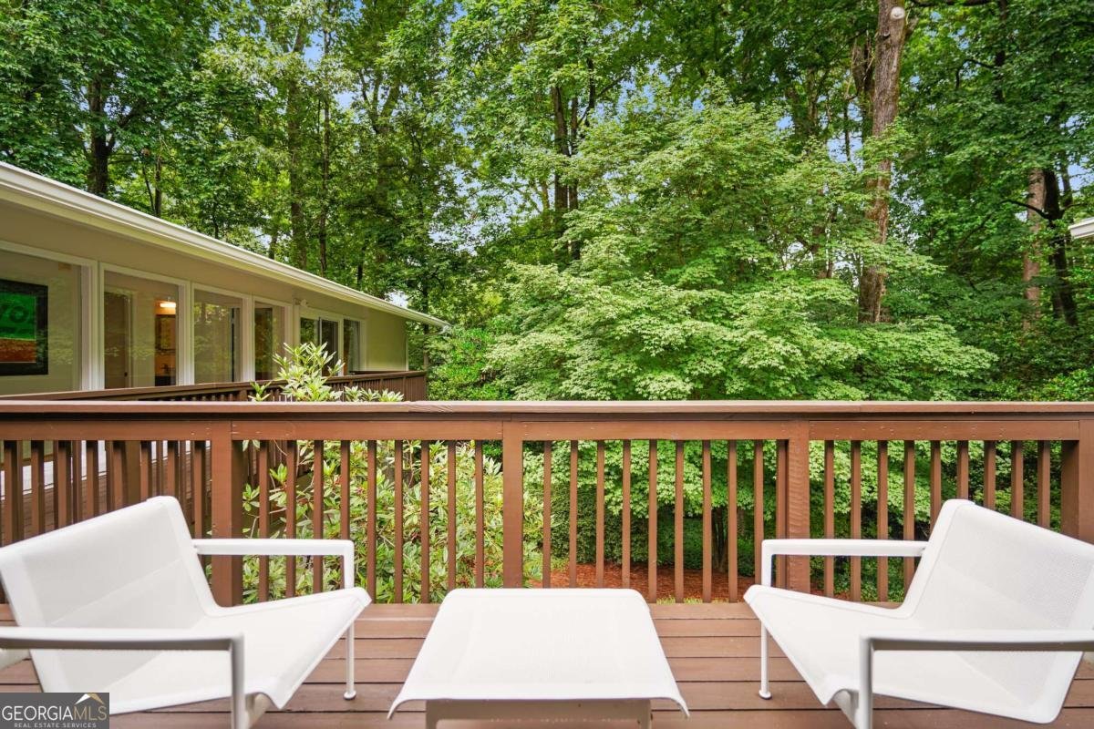 2072 Castleway Drive Atlanta - 40