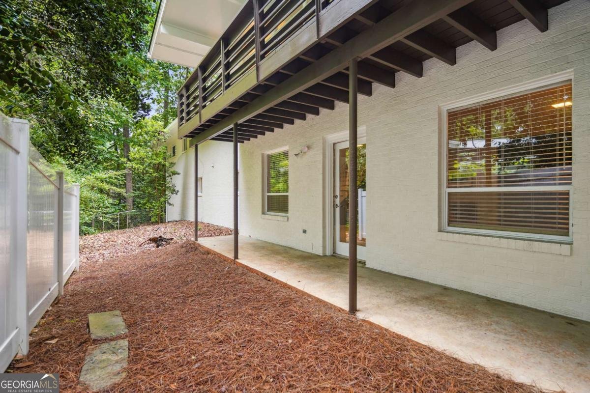 2072 Castleway Drive Atlanta - 41
