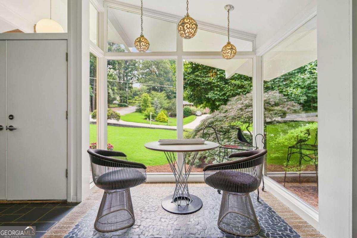 2072 Castleway Drive Atlanta - 8