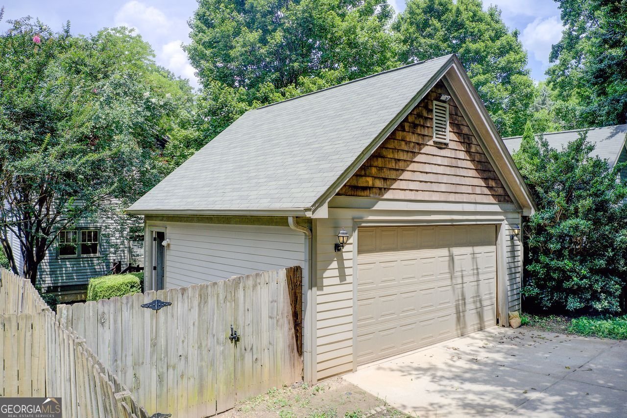 945 LONGLEY Avenue Atlanta - 33