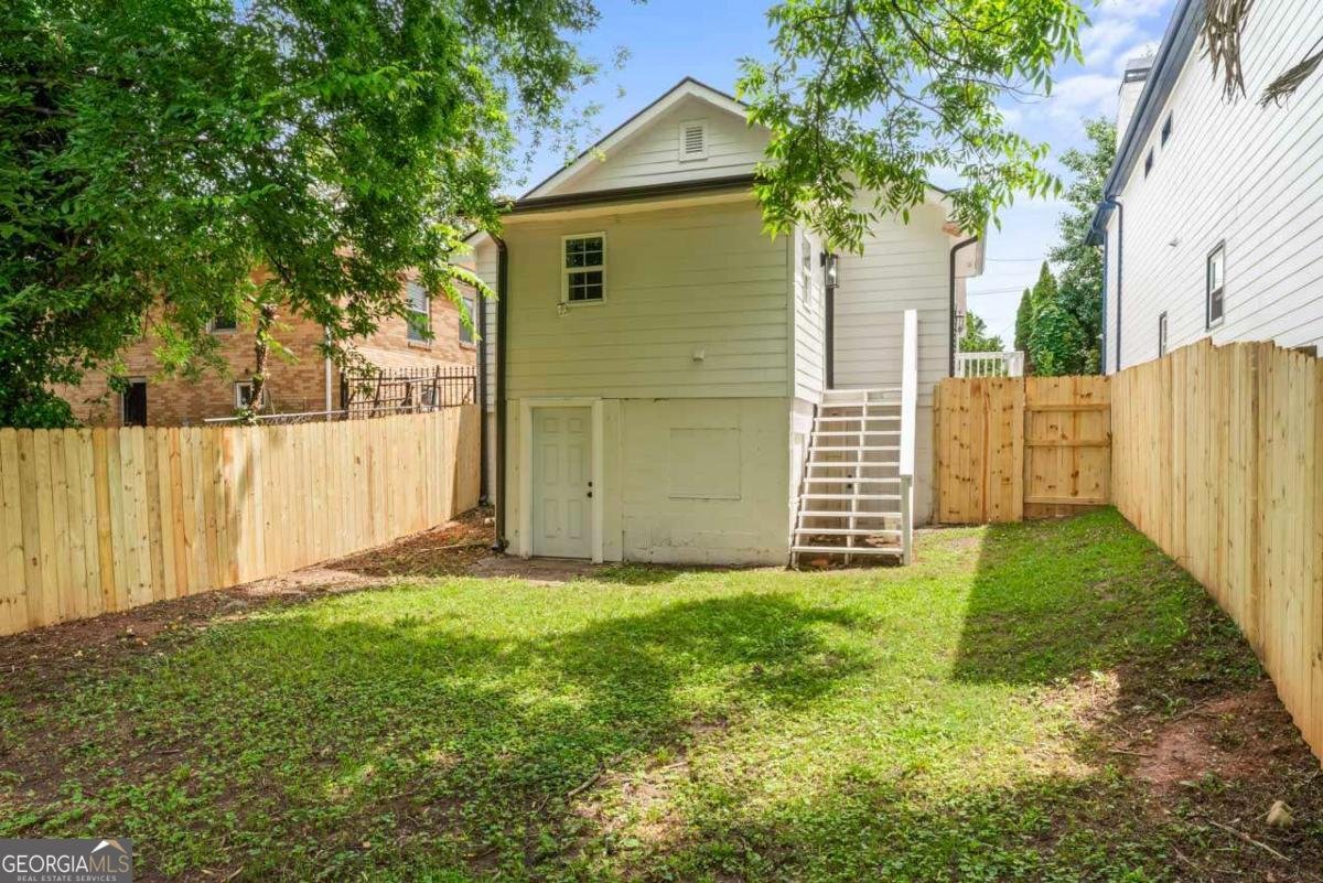 995 Lena Street Atlanta - 25