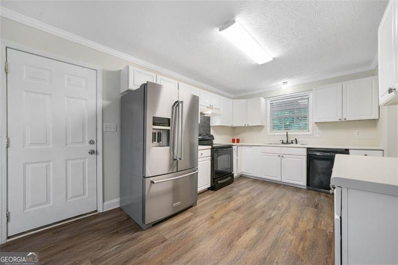 3235 Harms Way Snellville - 17