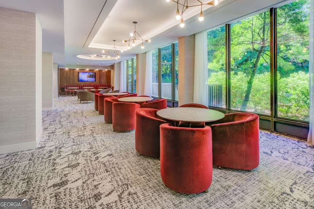2575 Peachtree Road Atlanta - 28
