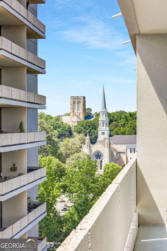 2575 Peachtree Road Atlanta - 32